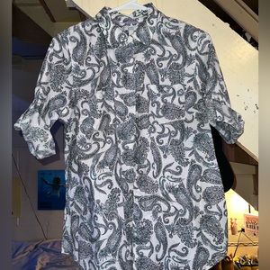 Womens’s Button Down Shirt Floral Print